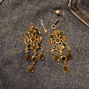 Chandelier earrings